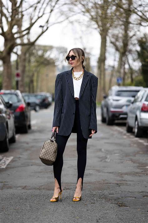 oversized black blazer outfit